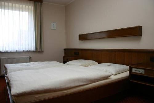 Hotel Esinger Hof garni — Tornesch — photo 3