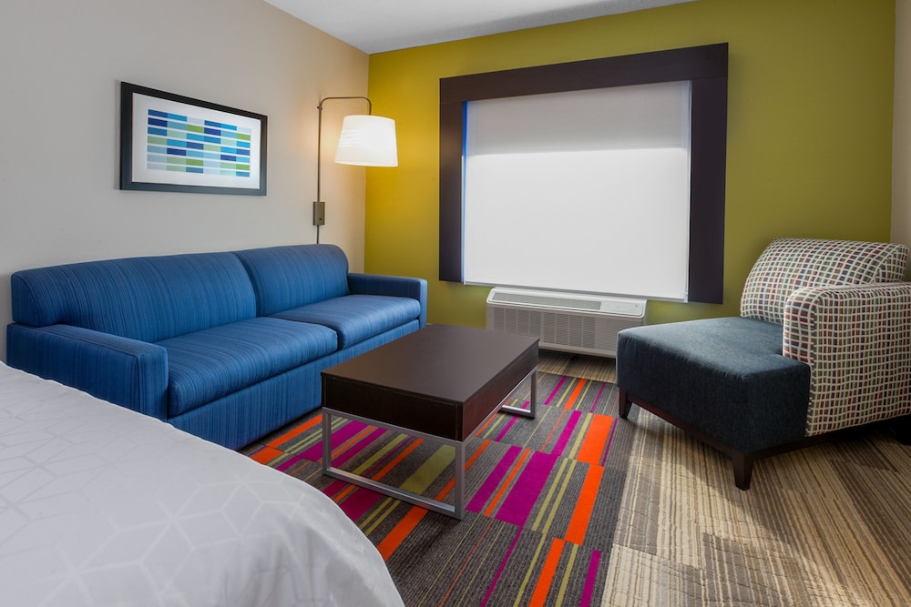 Holiday Inn Express Hotel & Suites Woodhaven by IHG - photo 16