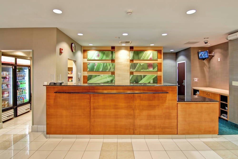 SpringHill Suites by Marriott Fresno - photo 2