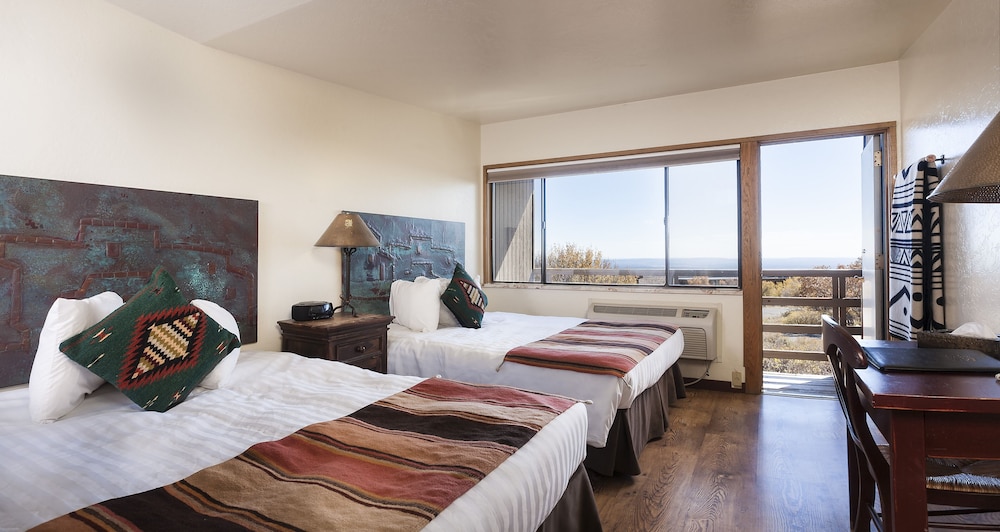 Far View Lodge - photo 7