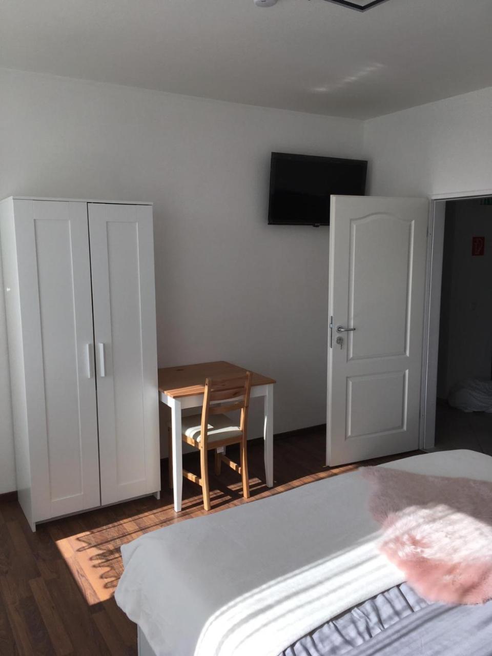 Hotel Kronenhof Gaststatte Zum Fehling — Juelich