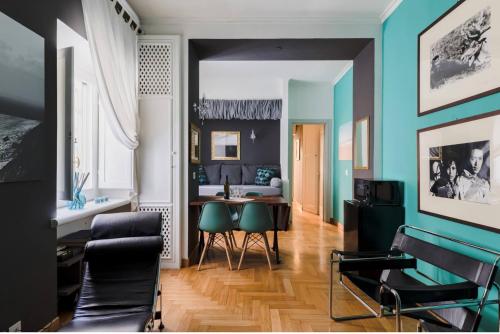 Suite Design Piazza di Spagna — 4-Star Luxury Hotel in Rome, Italy