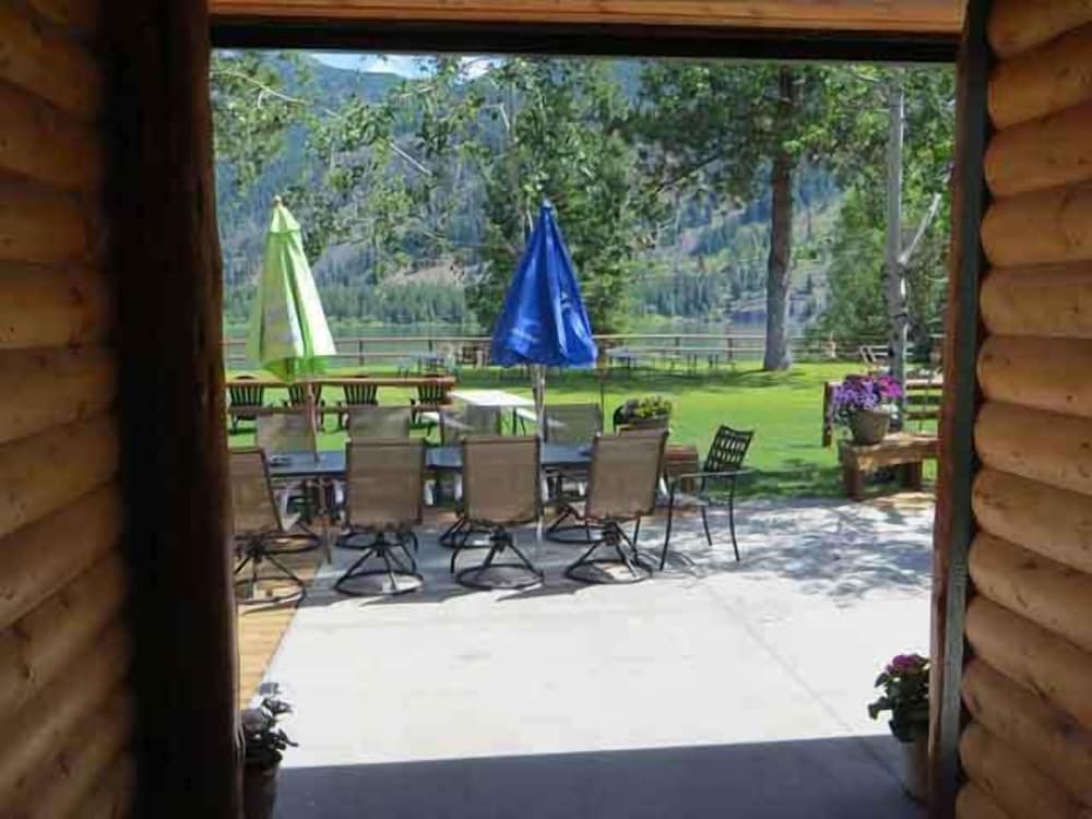 Lakeside Resort and Motel - photo 154