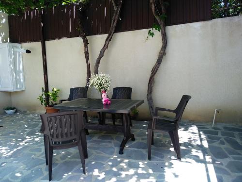Old City LG Apartments
