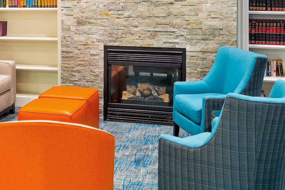 Holiday Inn Express Hotel & Suites Mt. Holly an IHG Hotel - photo 4