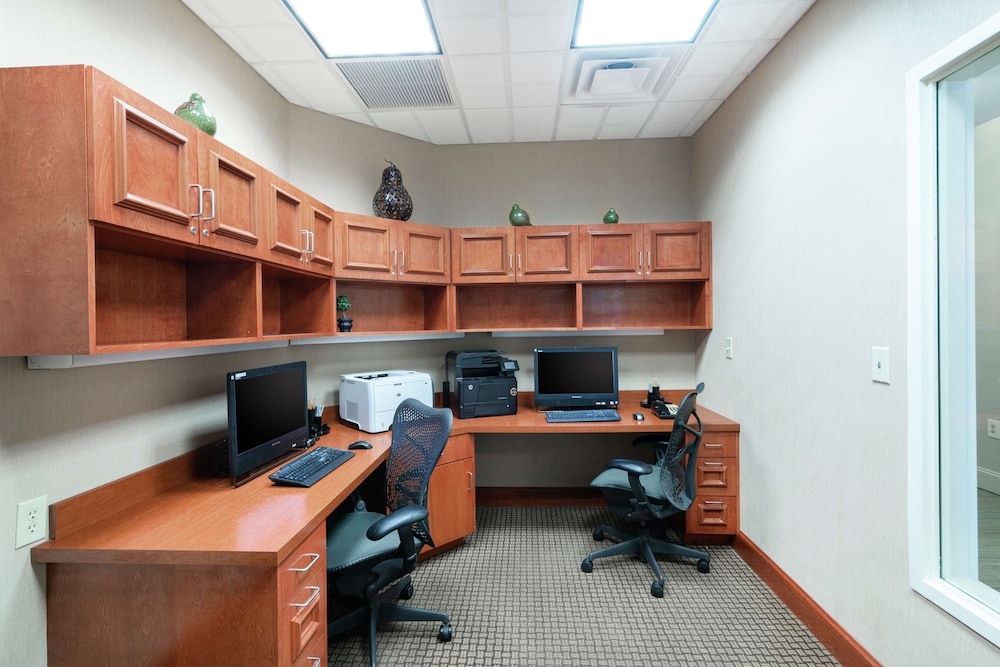 Hilton Garden Inn Richmond Airport - photo 32