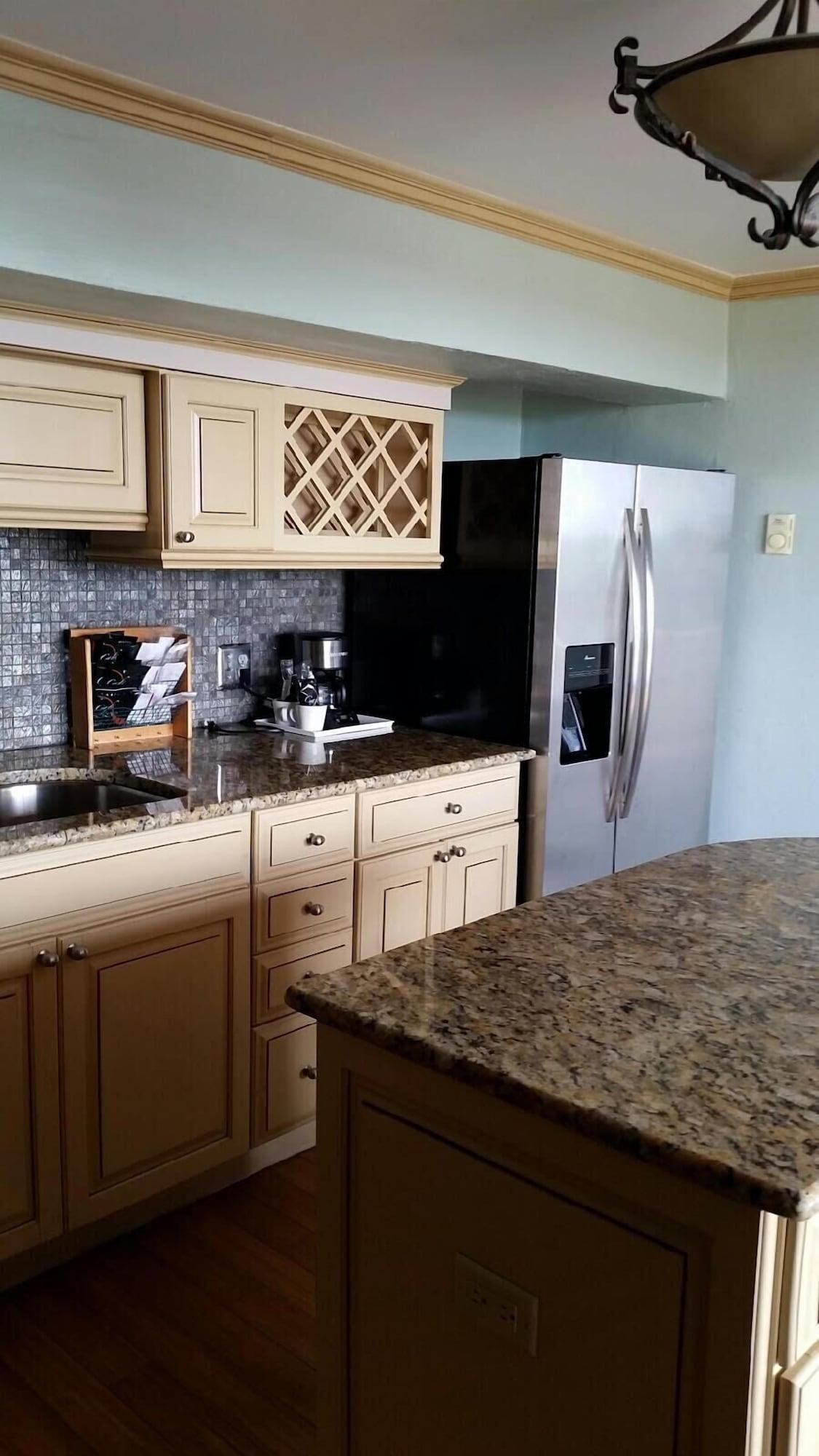 Hollywood Beach Resort tower Suite - photo 26