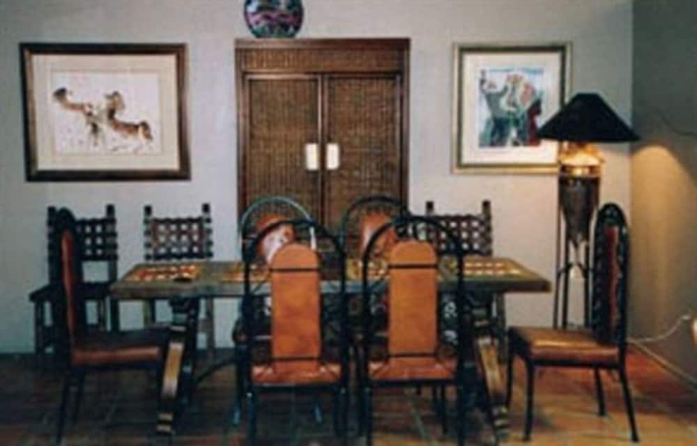 Bed and Bagels of Tucson - photo 12