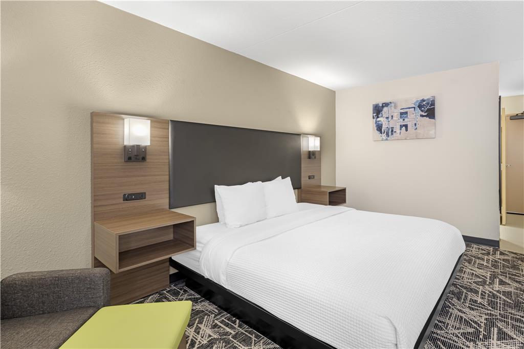 Best Western Plus York Hotel & Conference Center - photo 23
