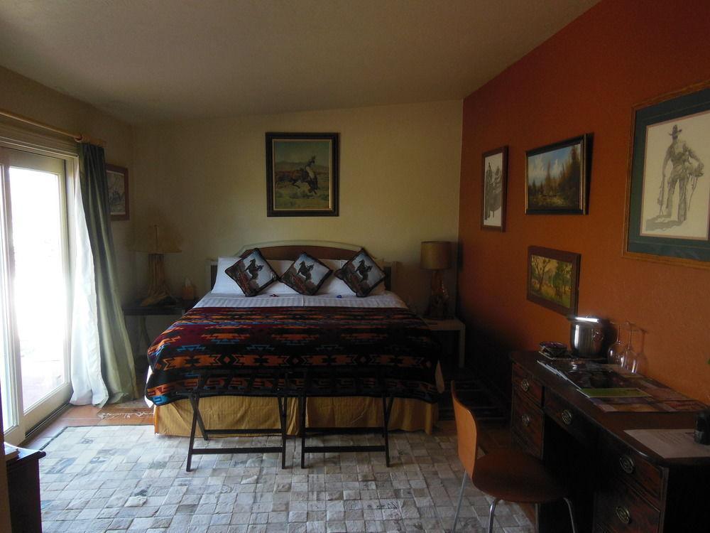 The SunCatcher Fine Country Inn - photo 3