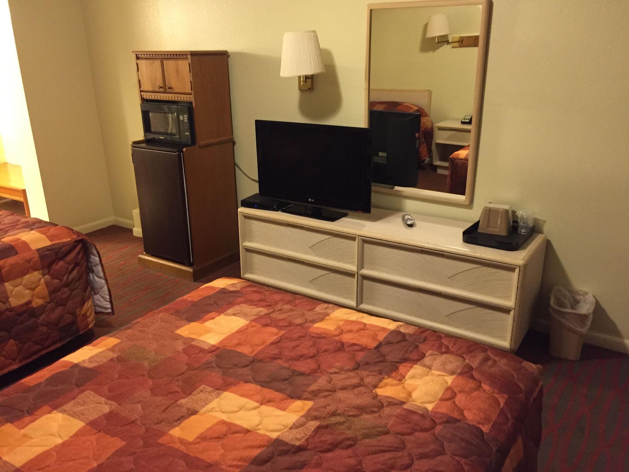 Sebring Inn - photo 15