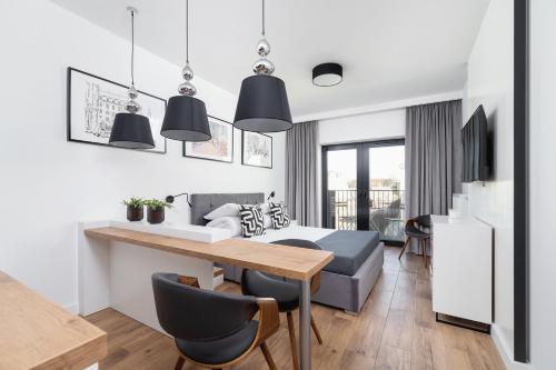 Cozy studio with a balcony Rajska 3 street — 4-Star Luxury Hotel in Krakow, Poland