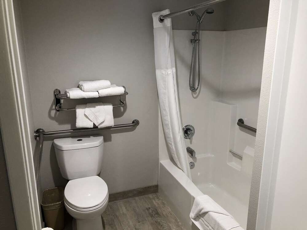 Quality Inn San Diego South Chula Vista - photo 27