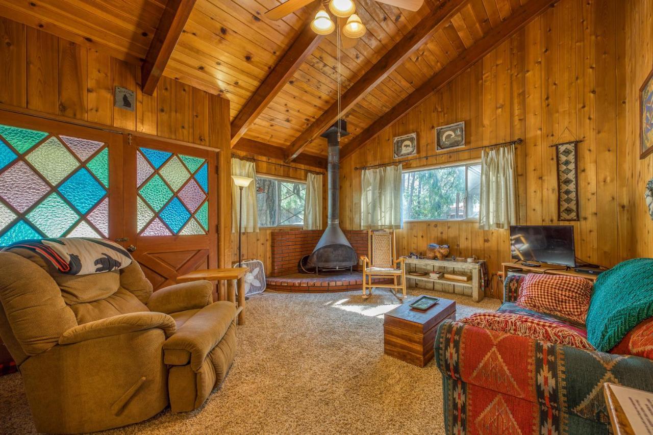 Bear's Den - carbon neutral hotel in Idyllwild