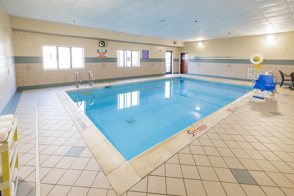 Best Western Elkhart Inn & Suites - photo 22