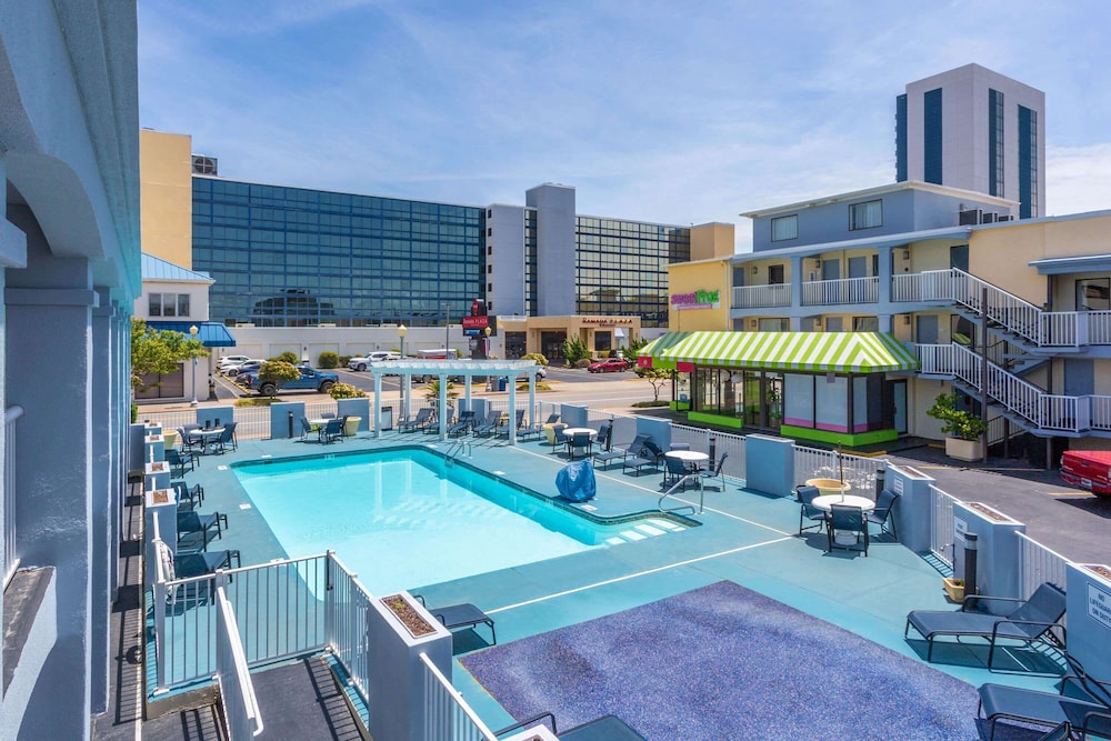 Ramada by Wyndham Virginia Beach in Virginia Beach, United States
