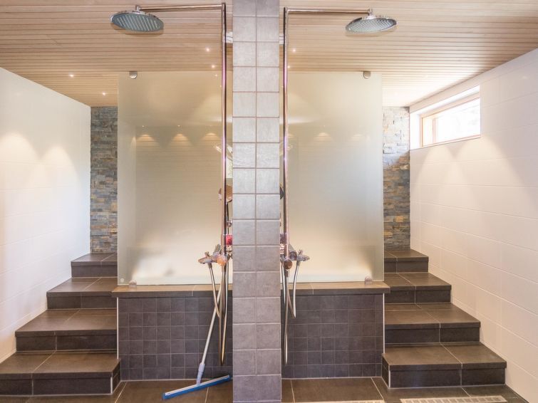Holiday Home Holy lake chalet — 5-Star Luxury Hotel in Kuusamo, Finland