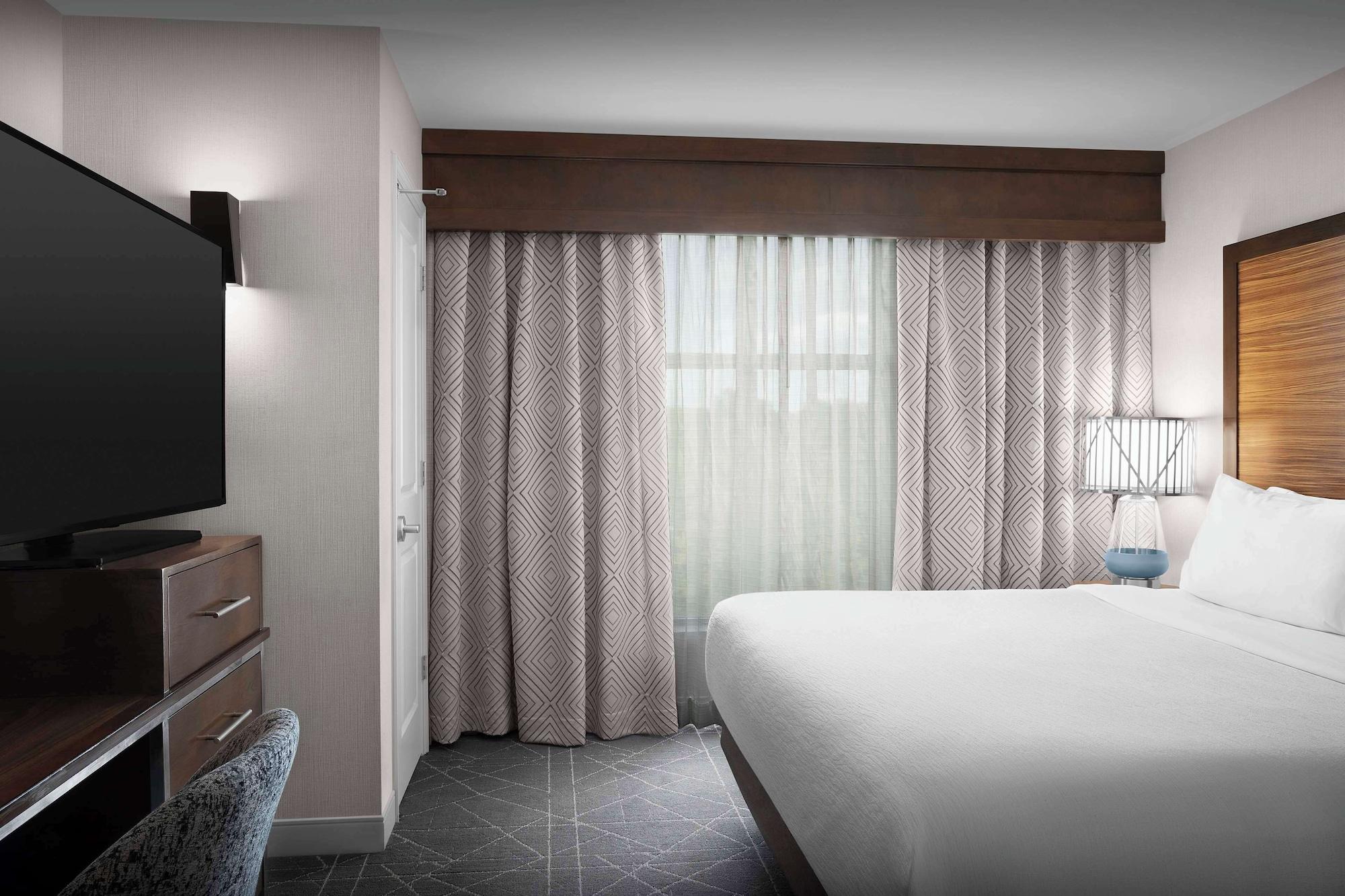 Embassy Suites Atlanta Kennesaw Town Center - photo 29