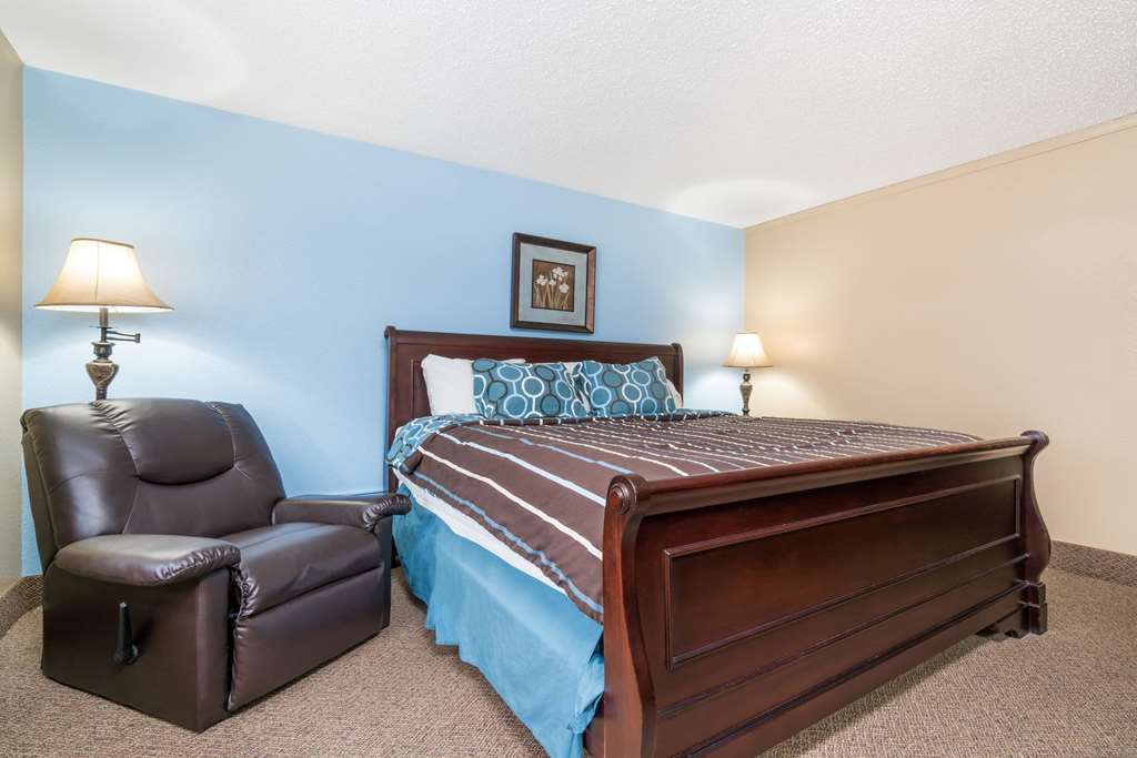 Super 8 by Wyndham Bismarck - photo 15