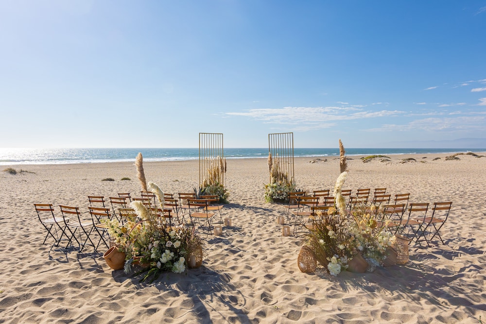 Zachari Dunes on Mandalay Beach Curio Collection by Hilton - photo 96