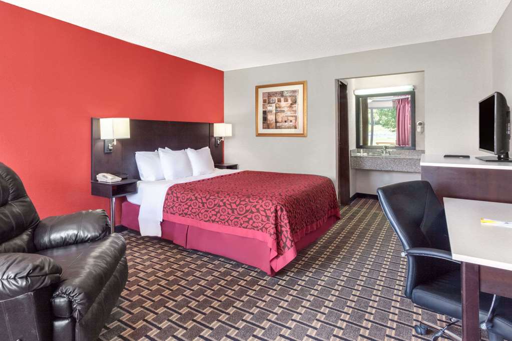 Days Inn by Wyndham Cullman - photo 7