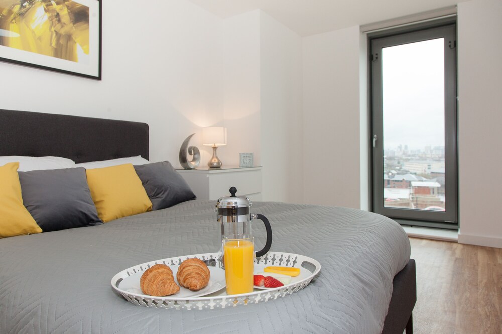 Michigan Point Tower Serviced Apartments — hotel in Salford