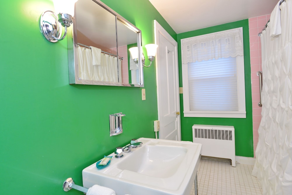 Wilburton Inn - photo 136