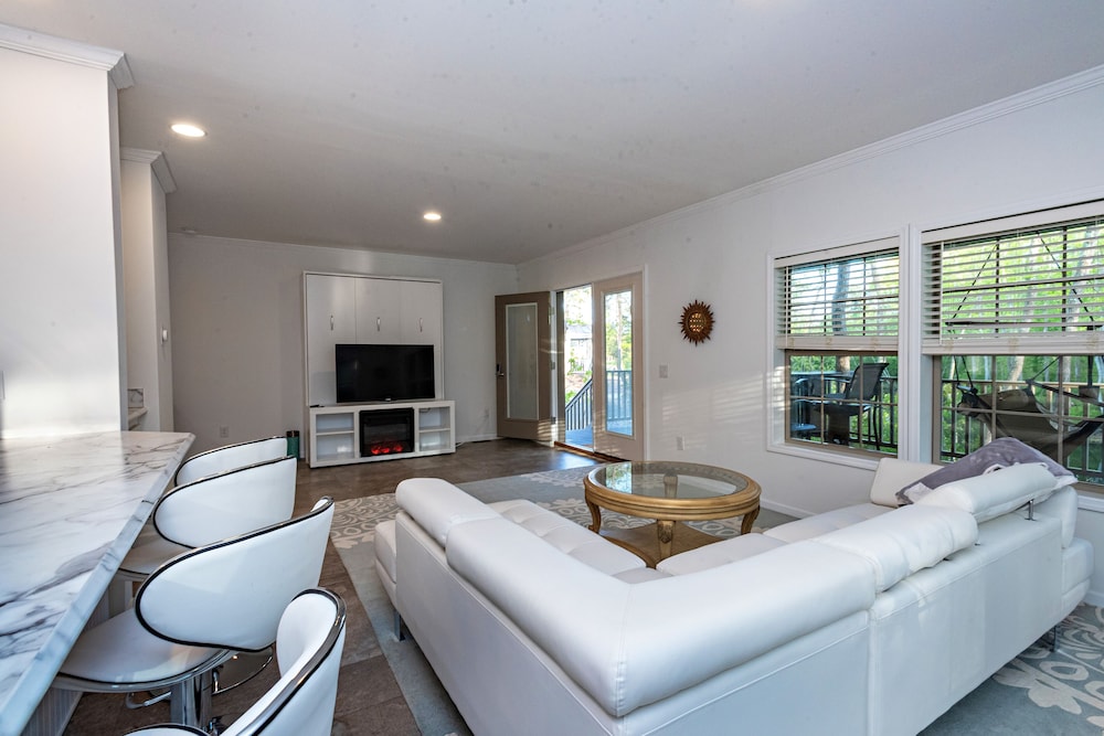 Swan Lake Resort Rentals - photo 104
