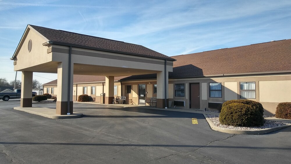 Briarwood Inn of Sparta - photo 30