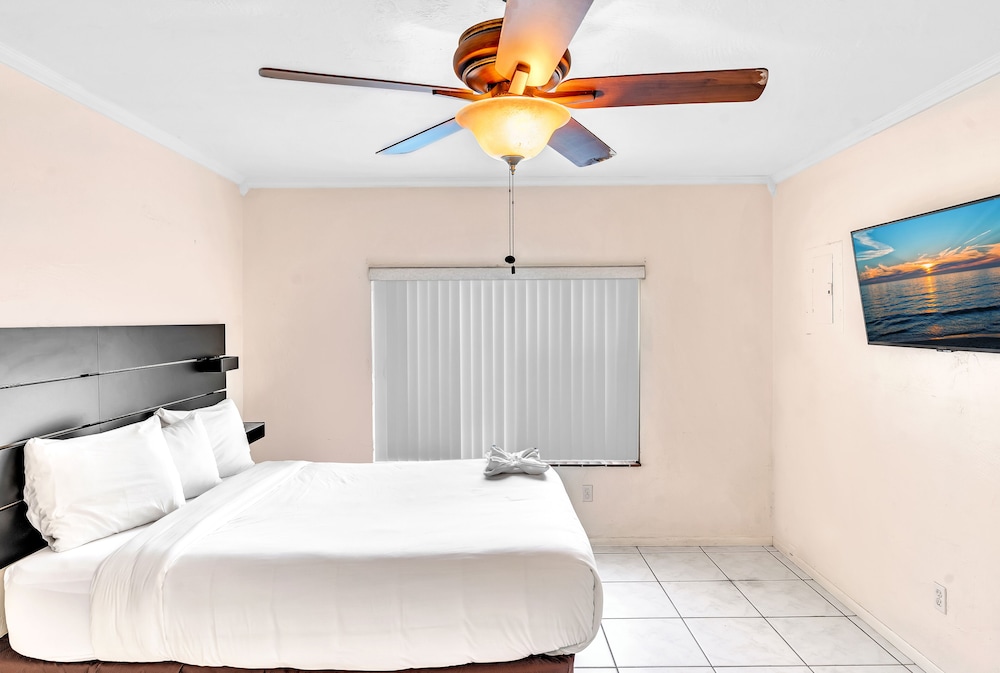 Hollywood Beach Hotels - photo 46
