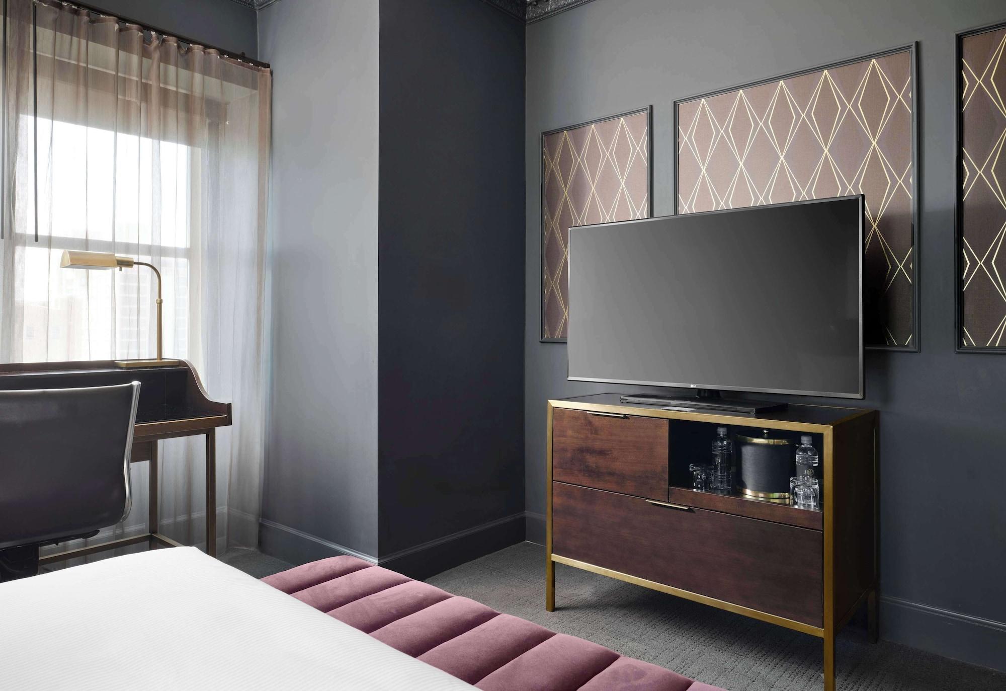Hotel Phillips Kansas City Curio Collection by Hilton - photo 30
