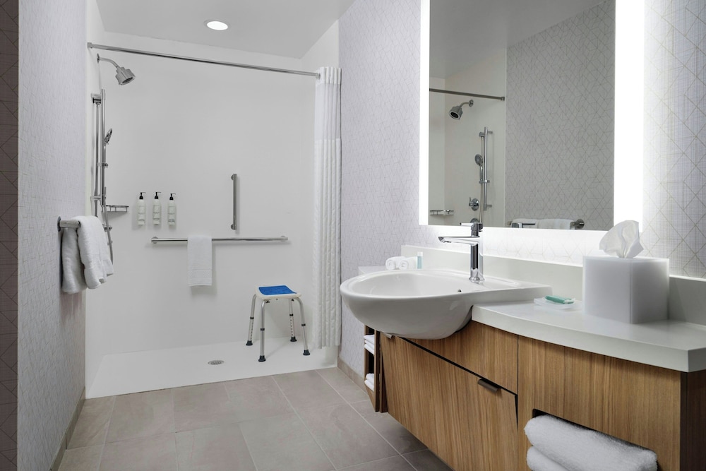 Springhill Suites By Marriott Troy Dayton - photo 12