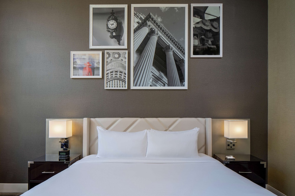Hilton Richmond Downtown - photo 11