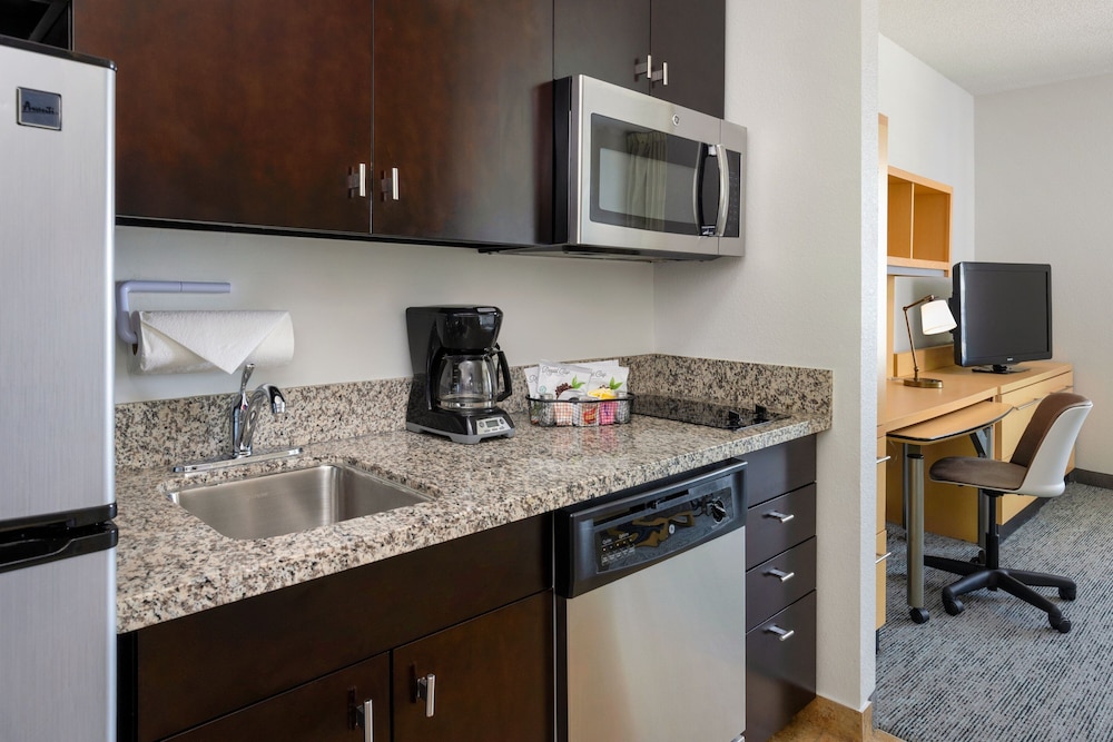 TownePlace Suites York - photo 9