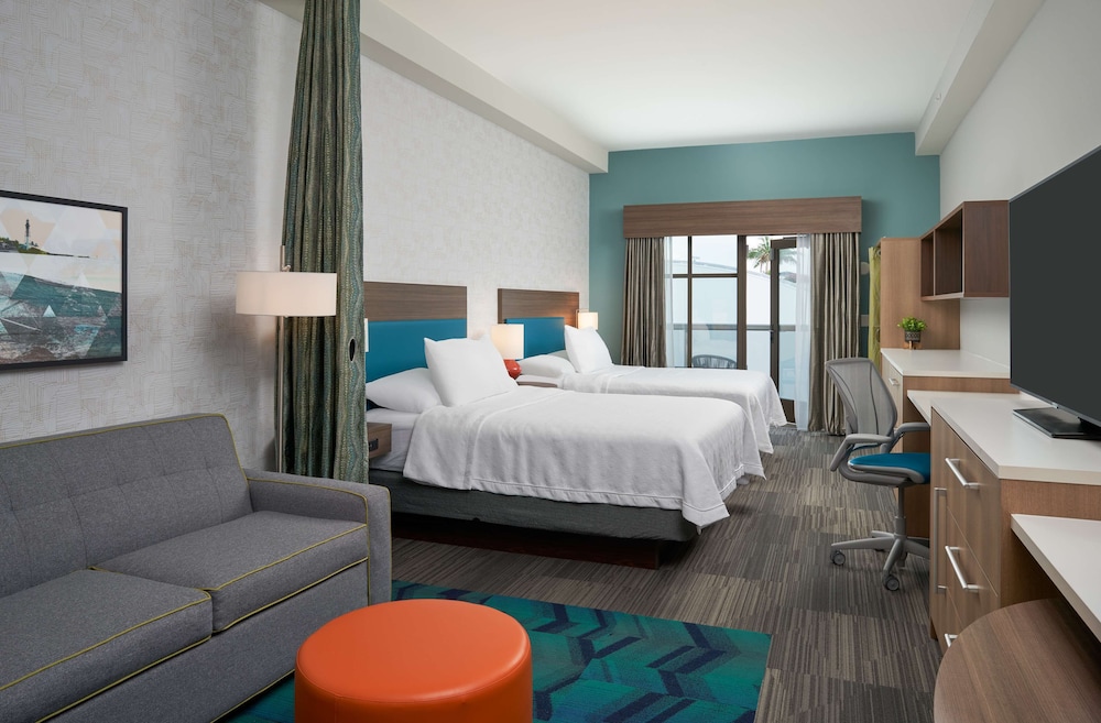 Home2 Suites by Hilton Pompano Beach Pier - photo 18