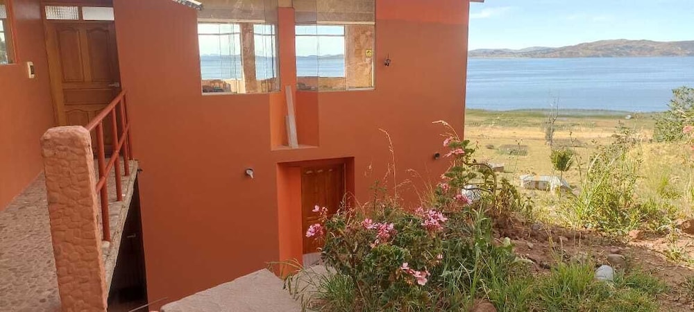 Sumaq Wasi Llachon Casa De Juana 22309573 — Capachica