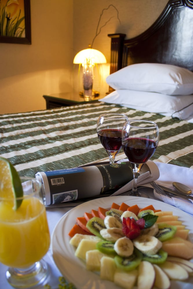 Room service - dining