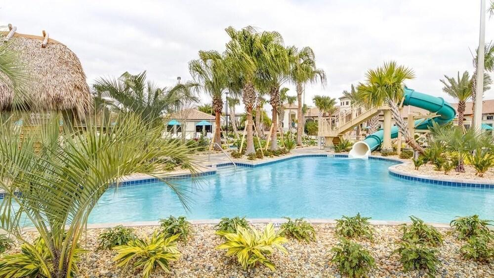 Hotel 1424 Thunderbird Road - photo 9
