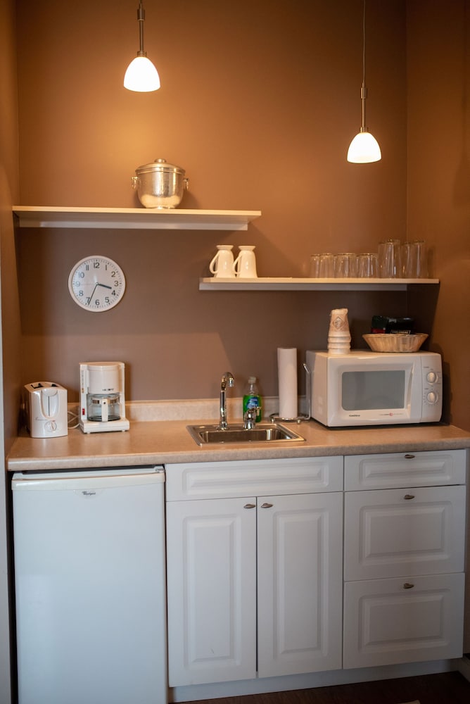 Fountainview Inn - photo 40