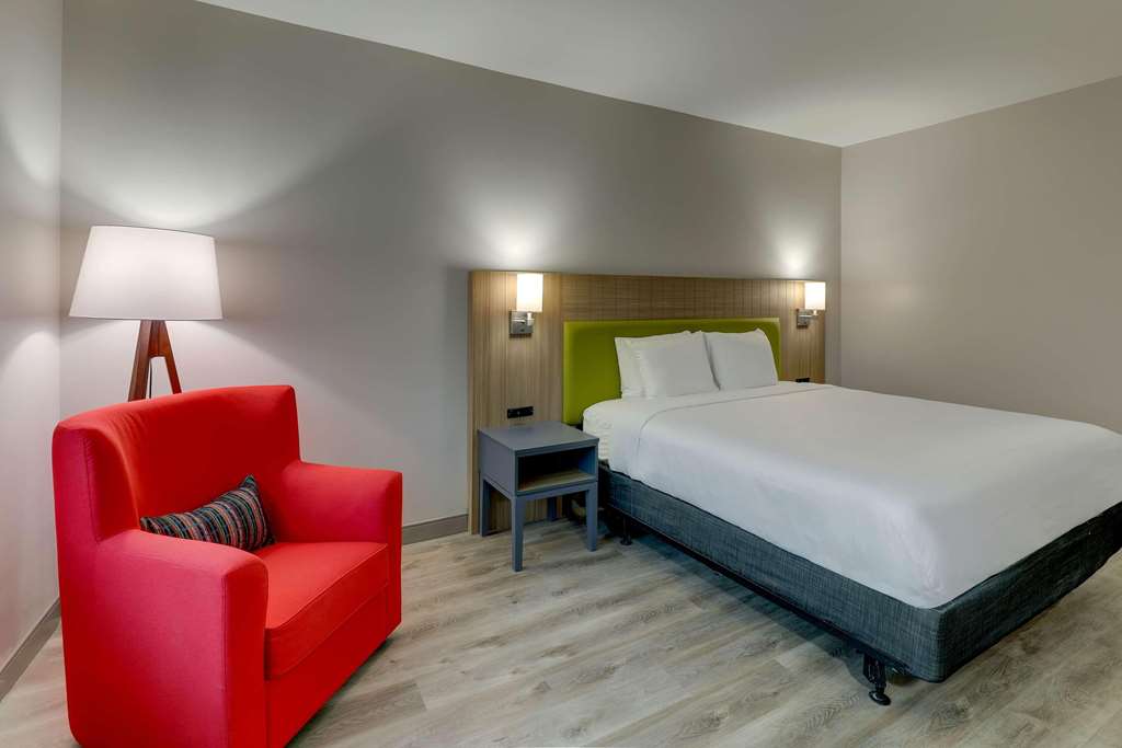 Country Inn & Suites by Radisson Cumming near Northside Hospital Forsyth - photo 13