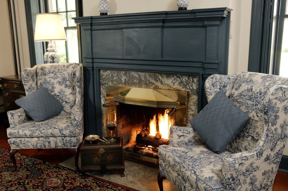 Cameron Estate Inn & Restaurant - photo 8