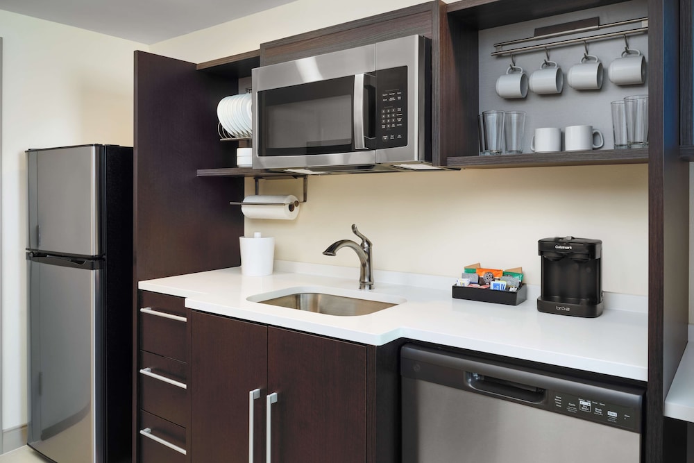 Home2 Suites by Hilton Richmond Glenside - photo 18