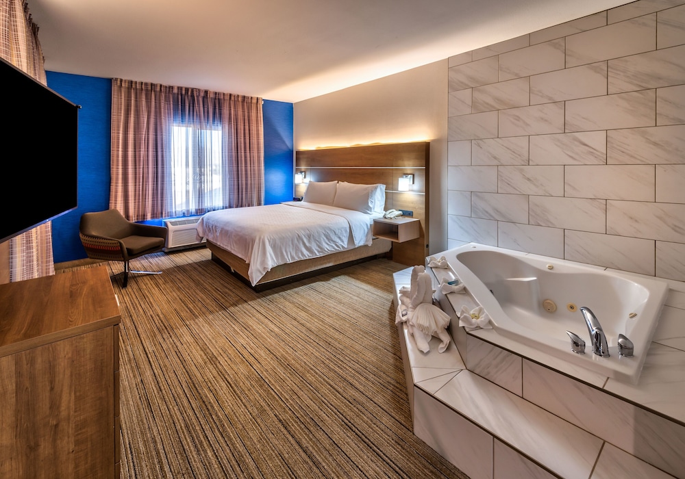Holiday Inn Express Reno Airport by IHG - photo 8