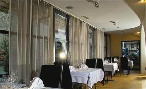 Hotel Restaurant Krone in Wangen An Der Aare, Switzerland