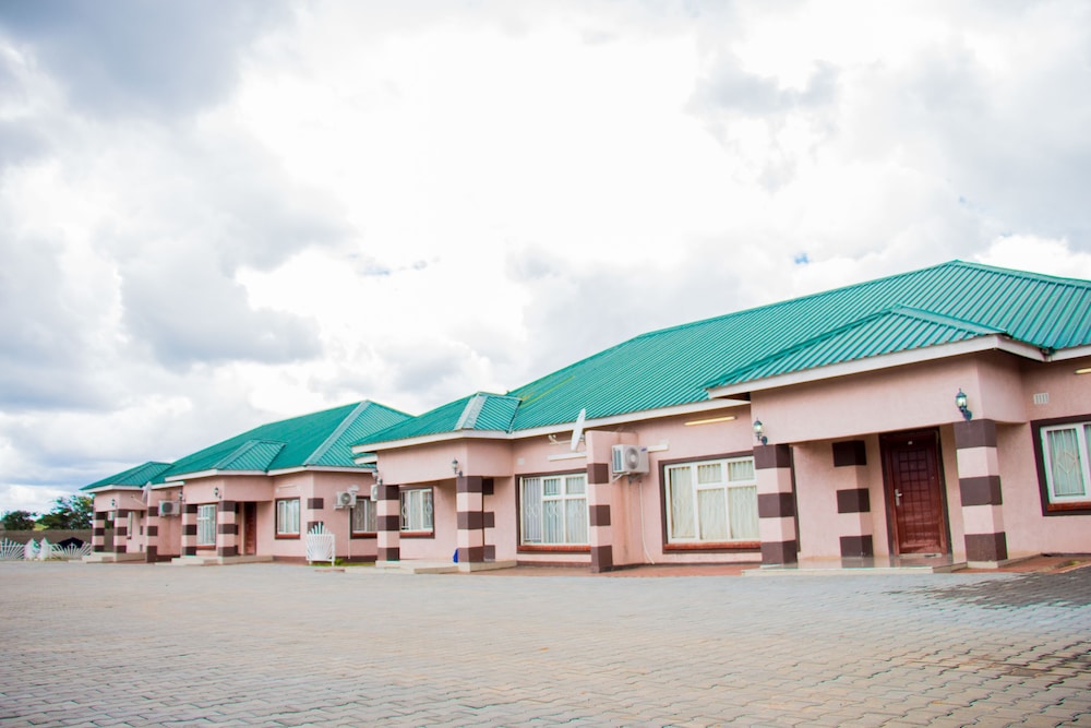 Ndeke Apartments Mufulira 8252703 — Mufulira