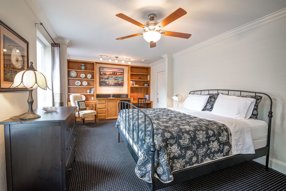 The Monte Vista Hotel - photo 8