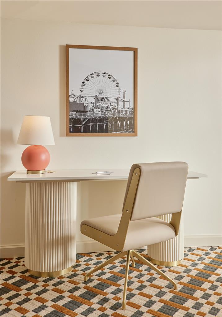 Hyatt Centric Delfina Santa Monica - photo 12