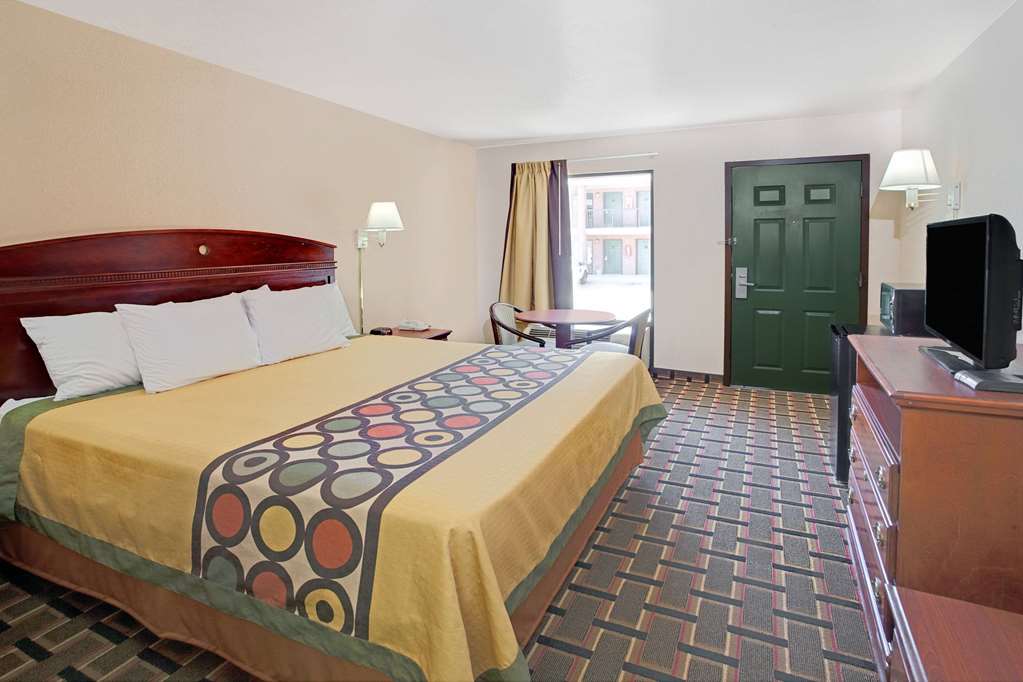 Super 8 by Wyndham Acworth Atlanta Area - photo 7