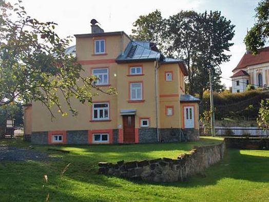 Stara Mlekarna — hotel in Novy Bor