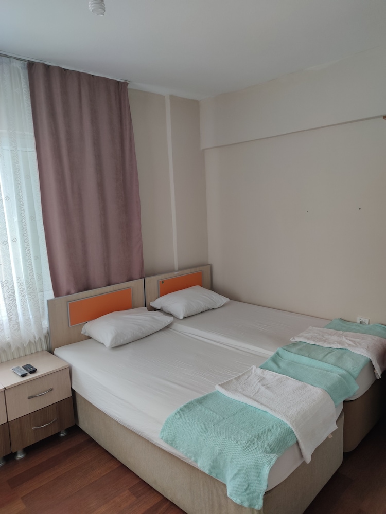 Dunya Pansiyon in Canakkale, Turkey